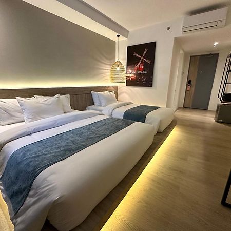 Theatre Hotel Kuching Dış mekan fotoğraf