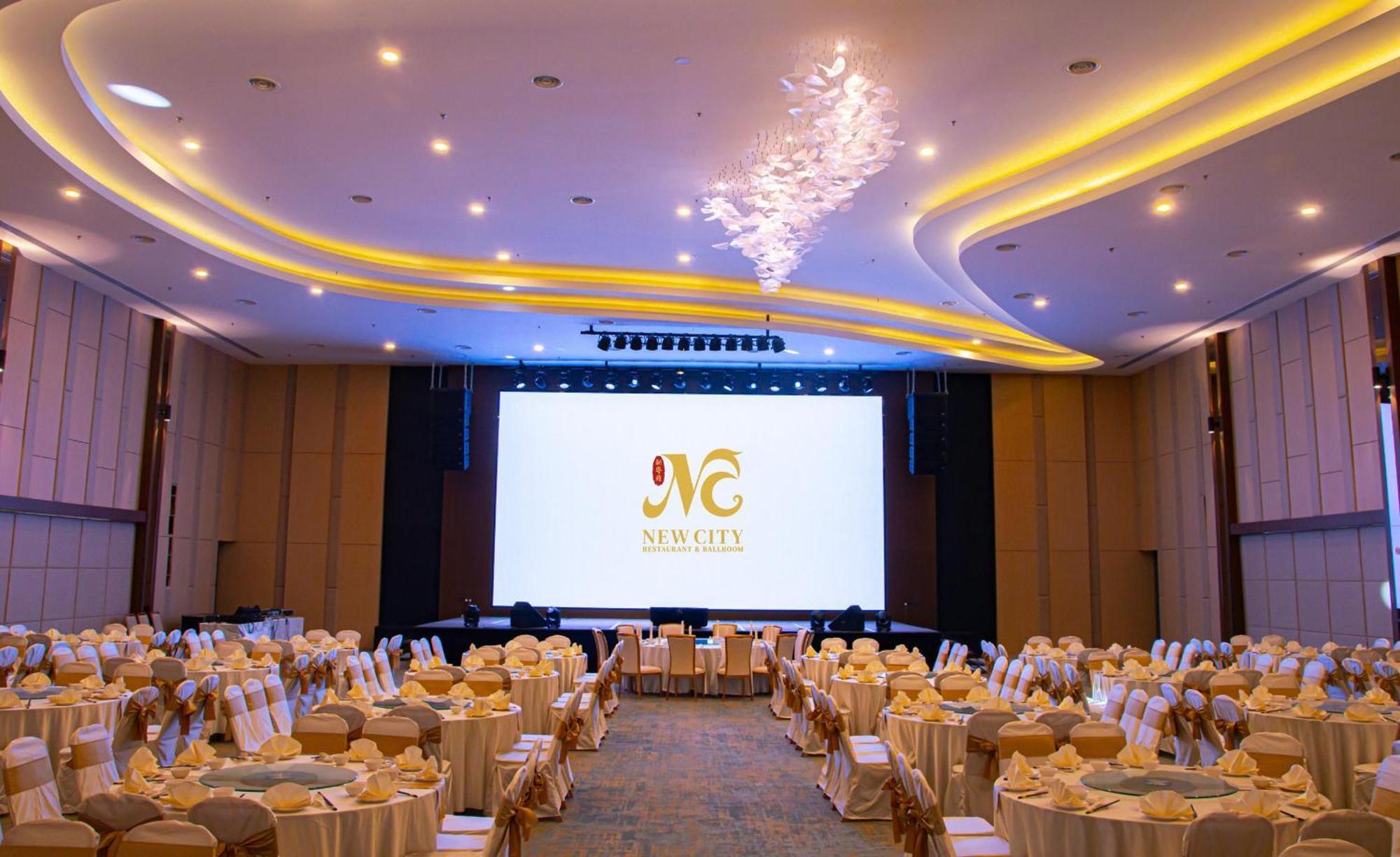 Theatre Hotel Kuching Dış mekan fotoğraf